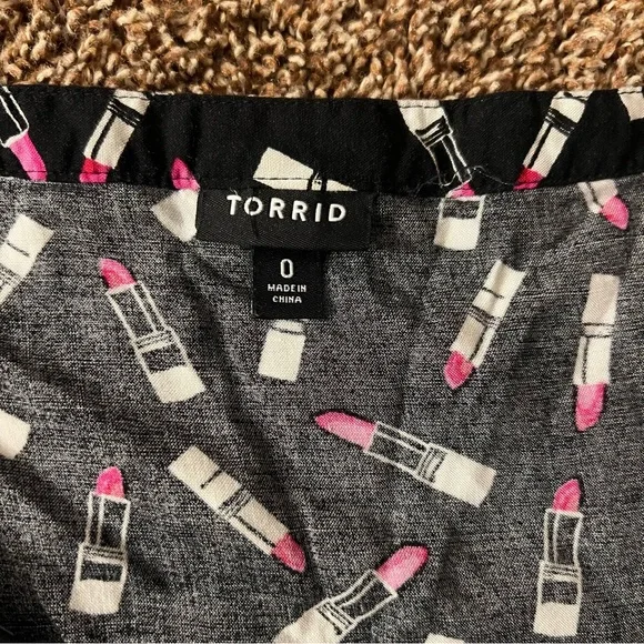 Torrid Lipstick Dress - Picture 3 of 6